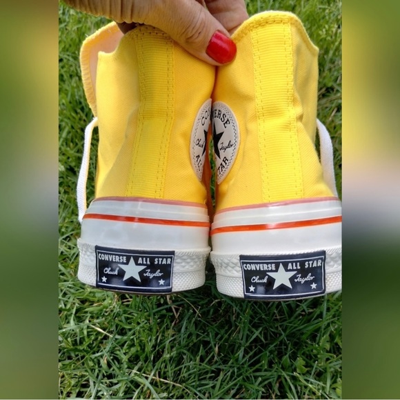Converse All Star Yellow Chuck 70 Sneakers - Picture 10 of 14